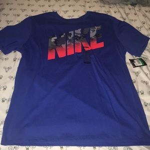 Nike tee shirt